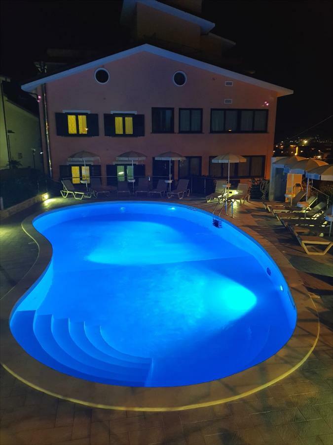 Residence Gli Ulivi Di Eolo Sapri Ngoại thất bức ảnh